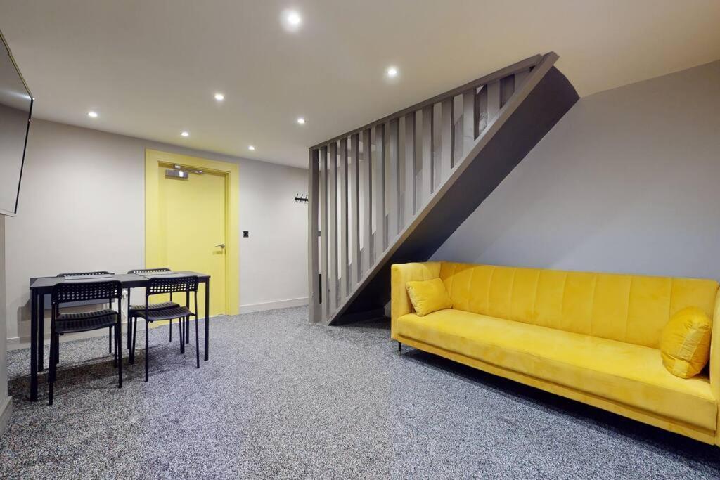 Neat Retreat Graig Pontypridd Exterior foto